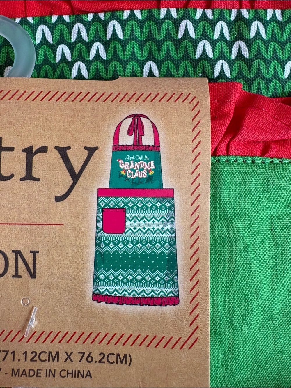 Green & Red Holiday Apron - Festive Knit Pattern grandma claus NWT